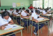 Photo of Estudiantes acuden con temor a tomar las pruebas nacionales