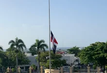 Photo of Bandera ondea a media asta en el Palacio Nacional por víctimas del fenómeno atmosférico registrado en el país